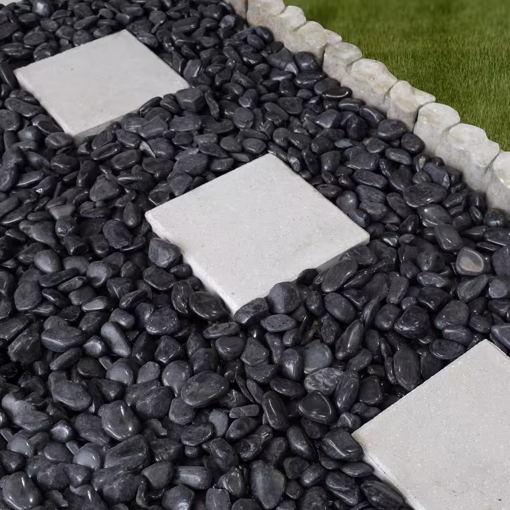 Rain Forest 0.5 in. to 1.5 in., 20 lb. Small Black Super Polished Pebbles
