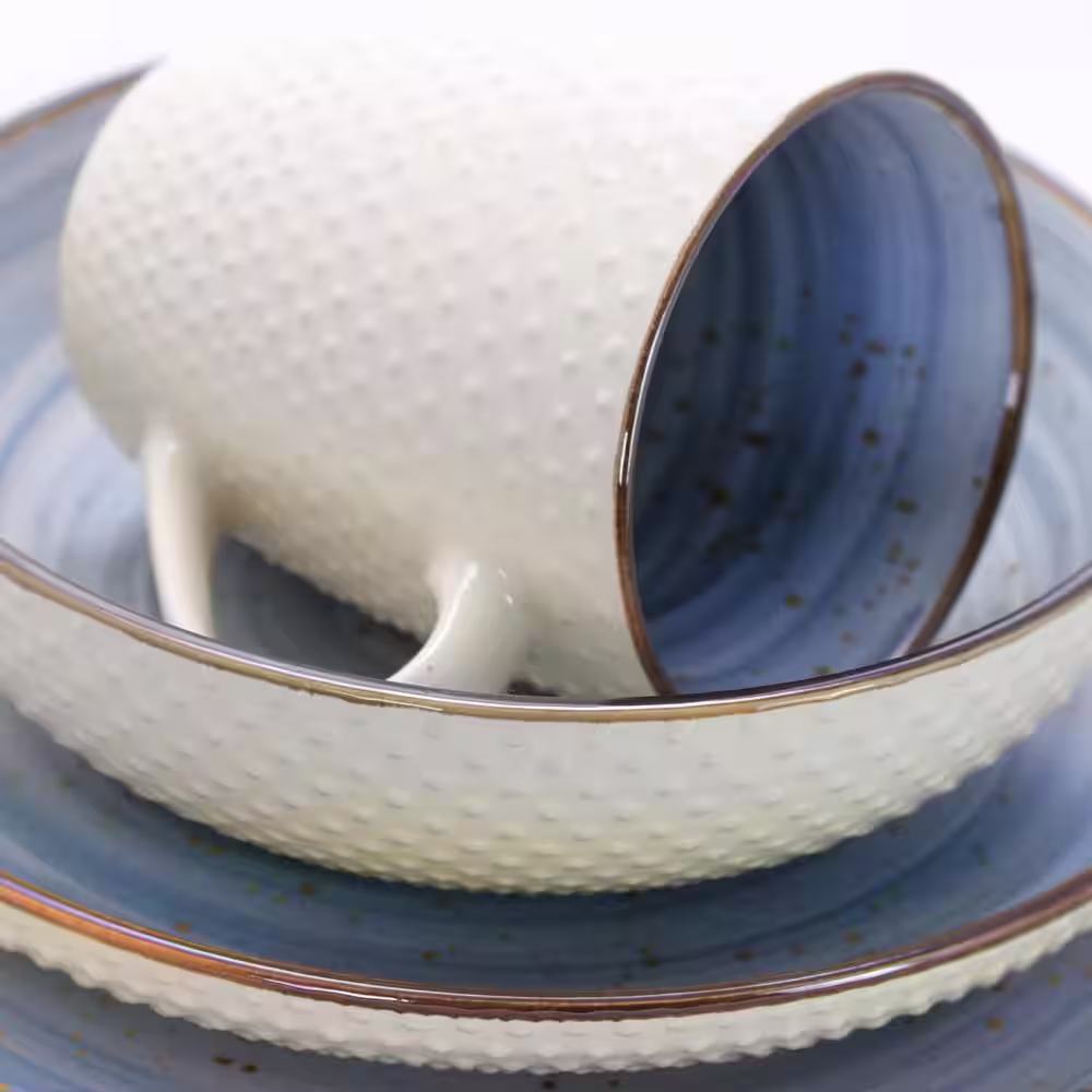 Elama Mellow 16-Piece Country/Cottage Powder Blue Earthenware Dinnerware Set (Service for 4)