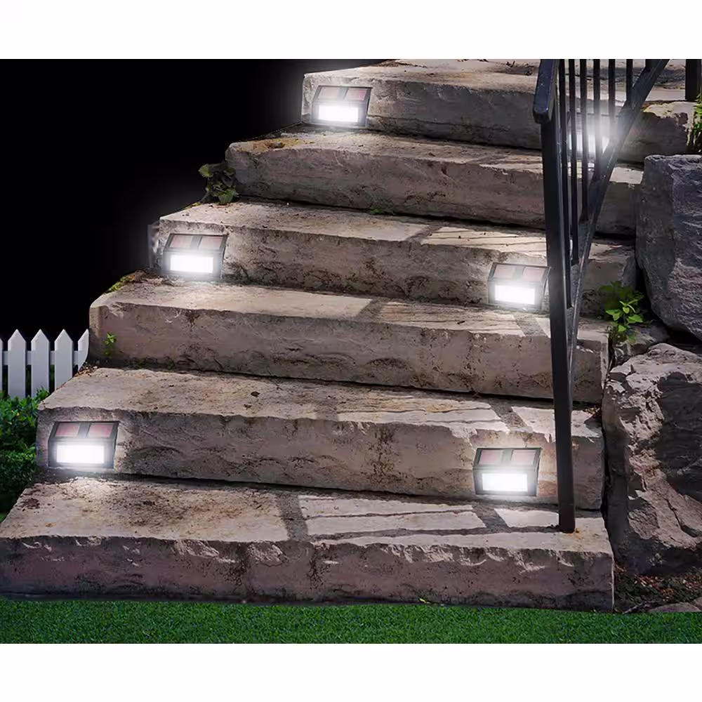 NATURE POWER Bronze Solar-Powered Step Lights (2-Pack)