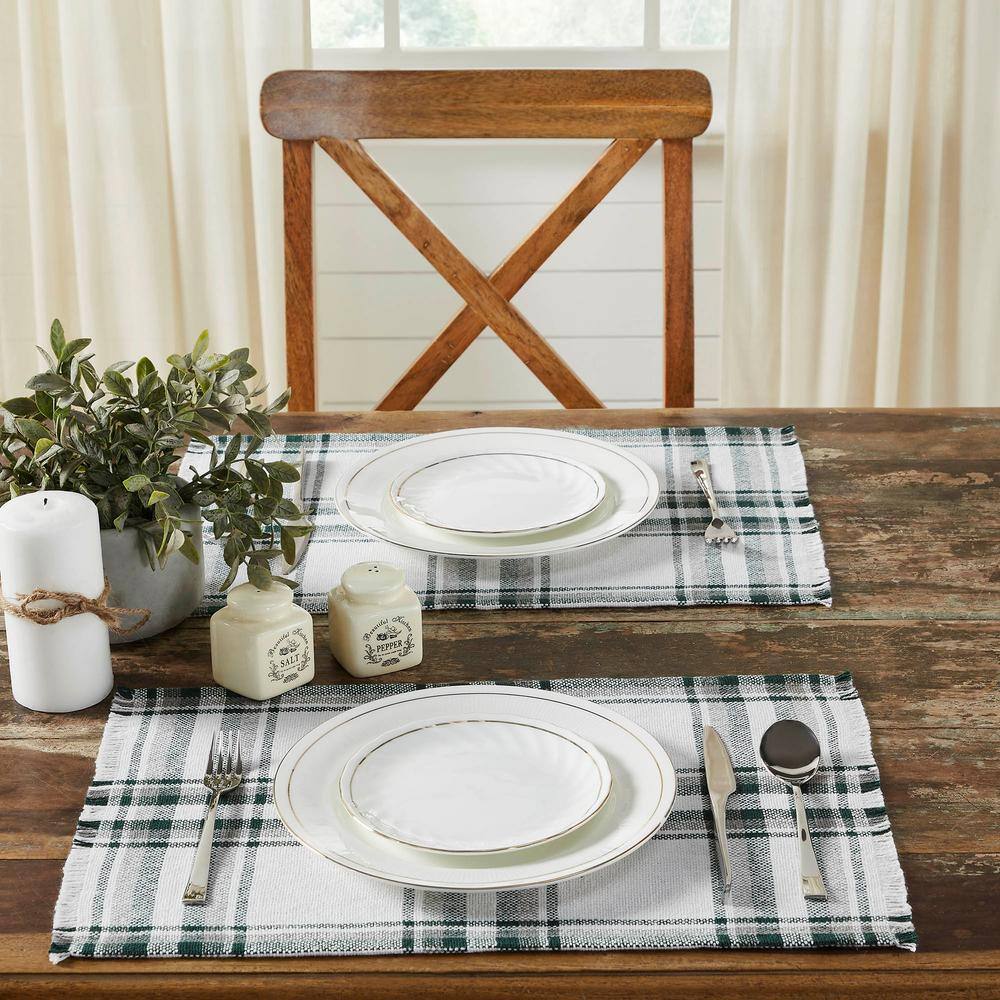 VHC Brands Harper 13 in. x 19 in. Green White Plaid Cotton Blend Placemat (Set of 2)