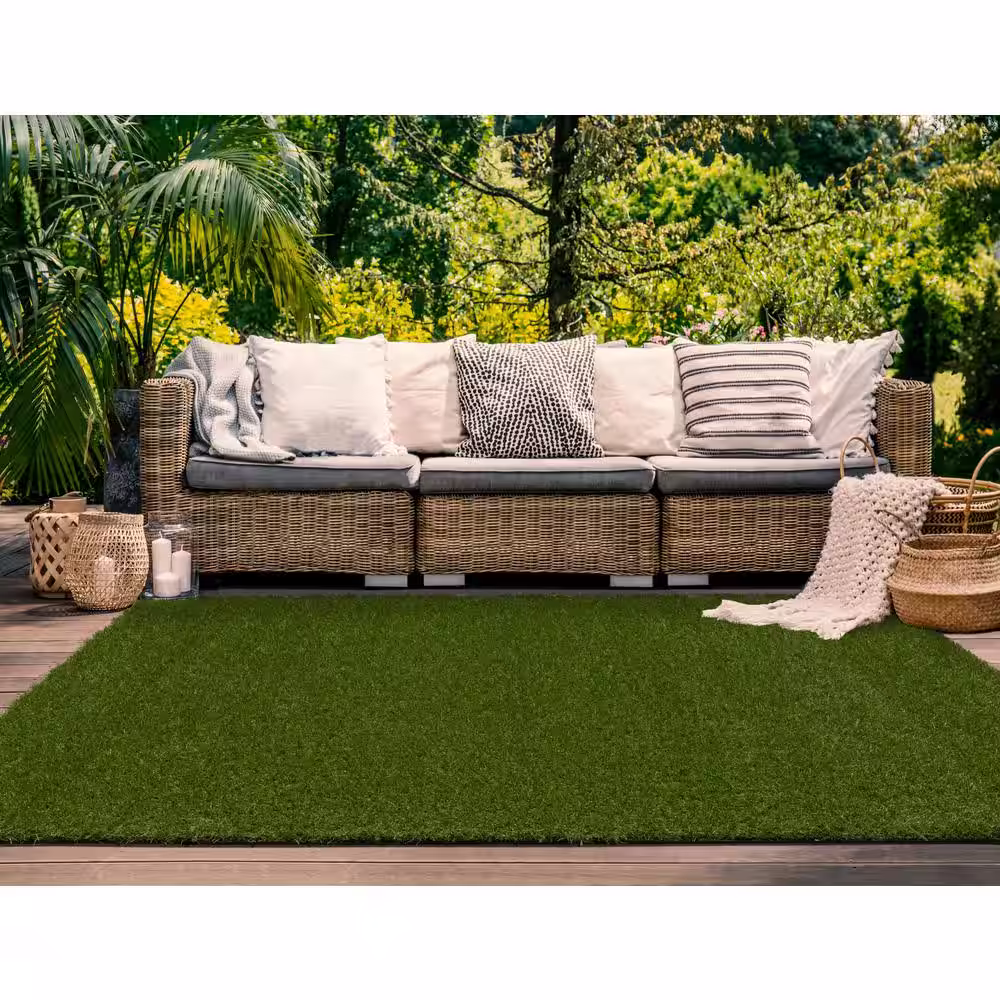 TrafficMaster Soft Touch 5 ft. x 7 ft. Green Artificial Grass Rug