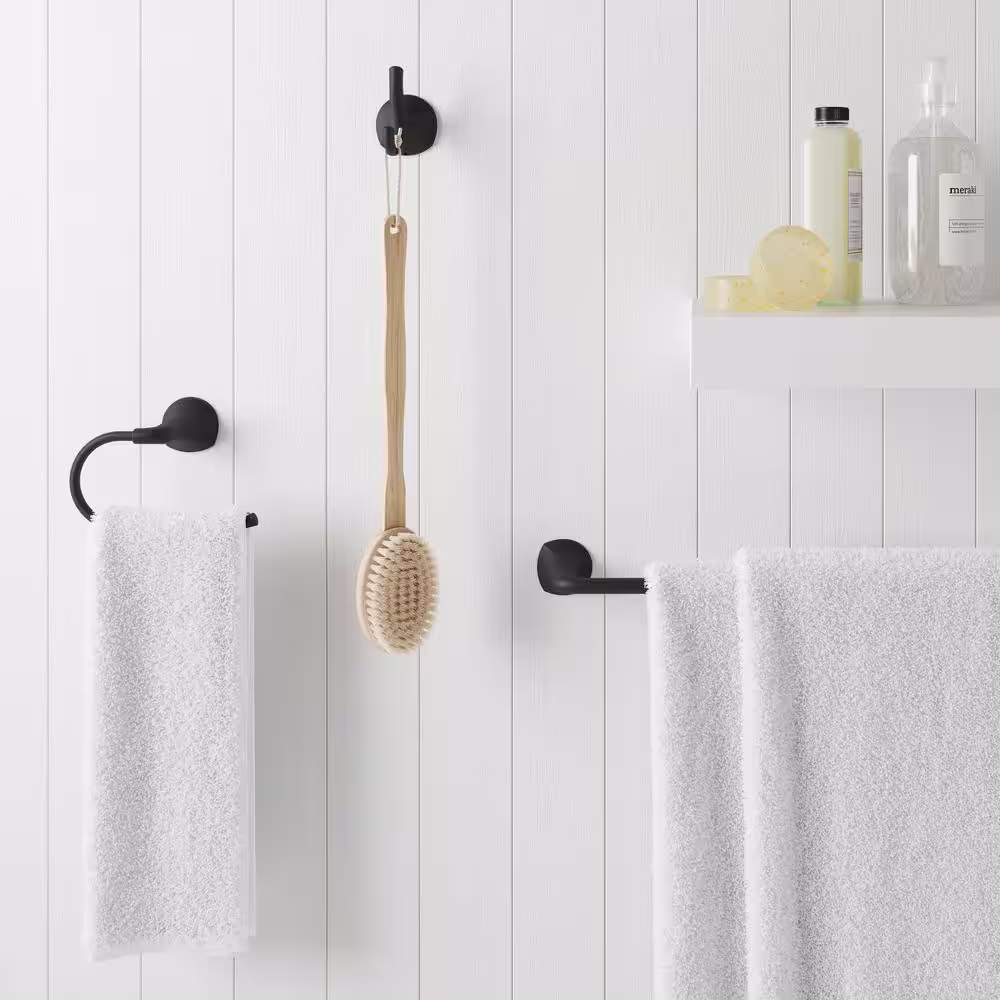 Pfister Ladera 18 in. Towel Bar in Matte Black