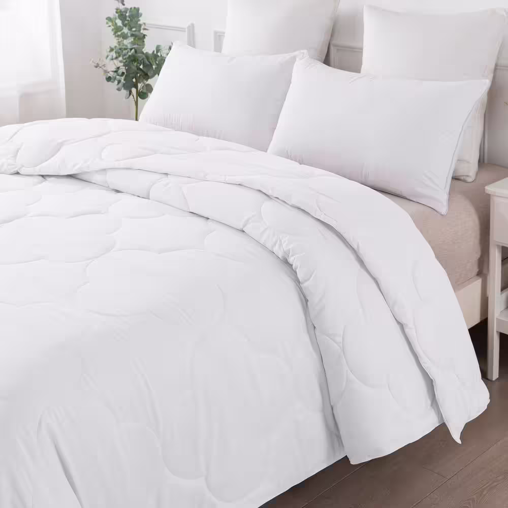 St. James Home Pendant All Season White King Down Alternative Comforter