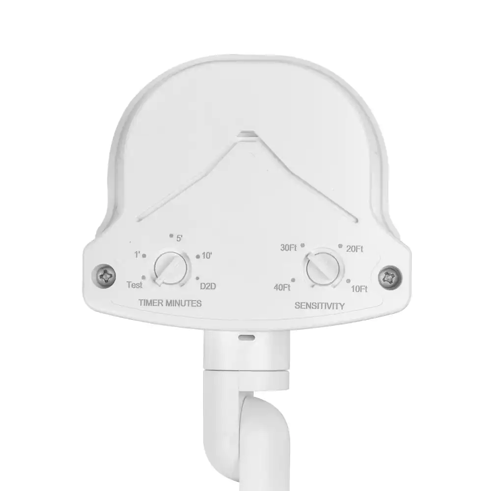 Defiant 240-Degree White MotionÂ ActivatedÂ Integrated LED Outdoor Triple Head Flood Light