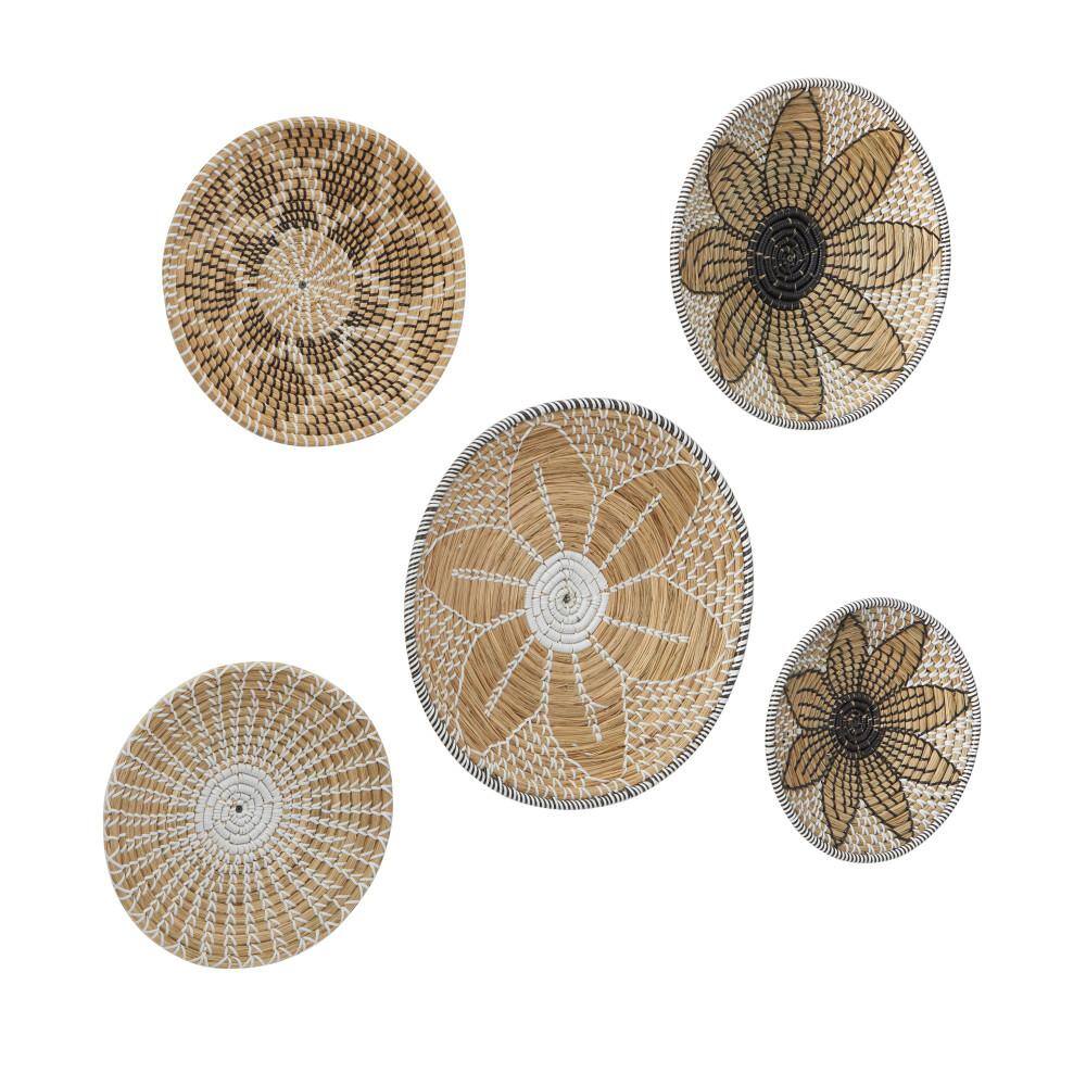 Litton Lane Seagrass Brown Handmade Basket Plate Wall Decor (Set of 5)
