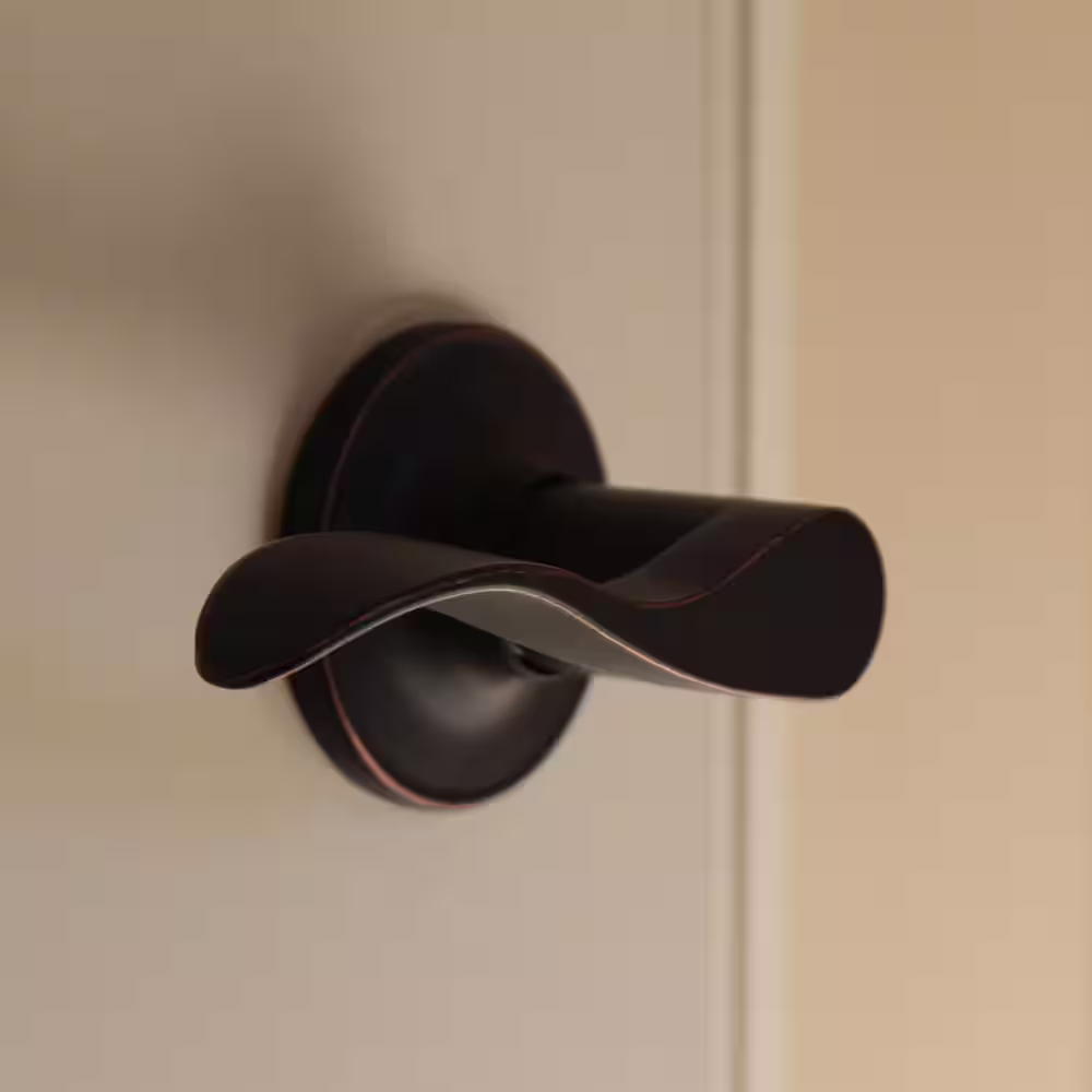 DELANEY HARDWARE Callan Bennett Edged Oil Rubbed Bronze Keyed Entry Door Handle