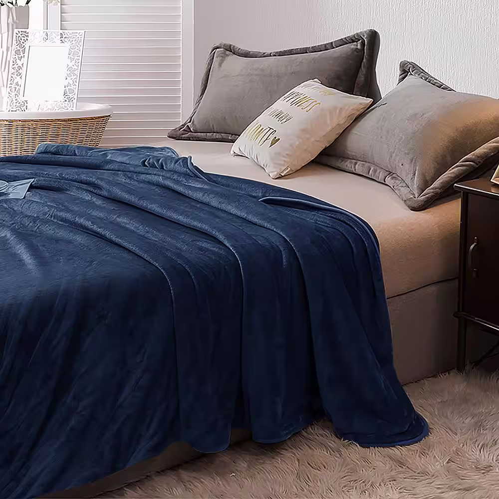 Costway Blue Flannel 62 in. x 84 in. Heated Electric Throw Blanket with 10 Heating Levels