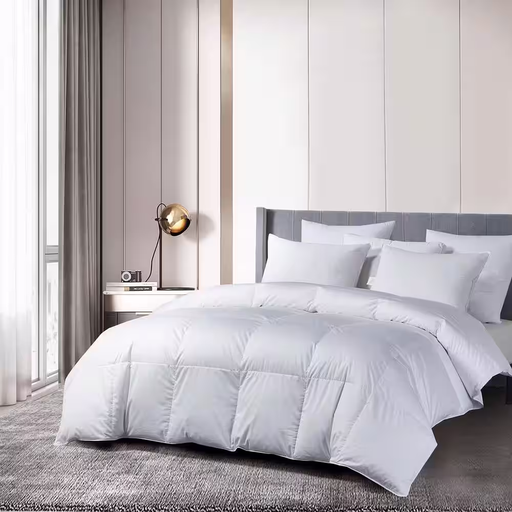Beautyrest King 400-Thread Count Sateen Cotton All Seasons European Goose Down Comforter