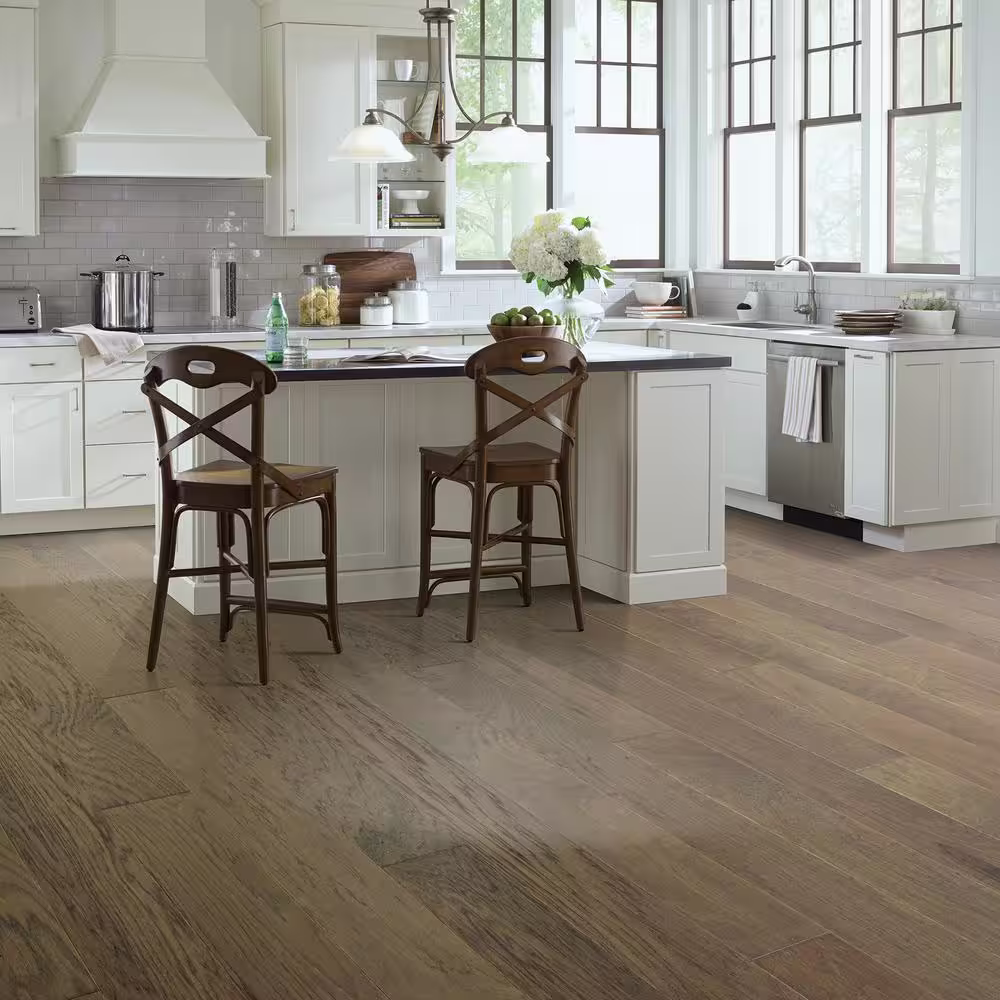 Shaw Hampshire Barnboard Hickory 3/8 in T x 6.4 in W Water Resistant Wire Brush Engineered Hardwood Flooring (30.5 sqft/case)