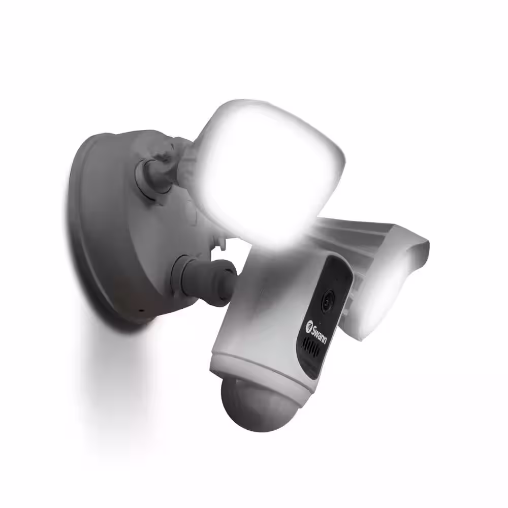 Swann Refurbished White Outdoor Powered Wi-Fi Security Camera with Motion Activated Floodlight