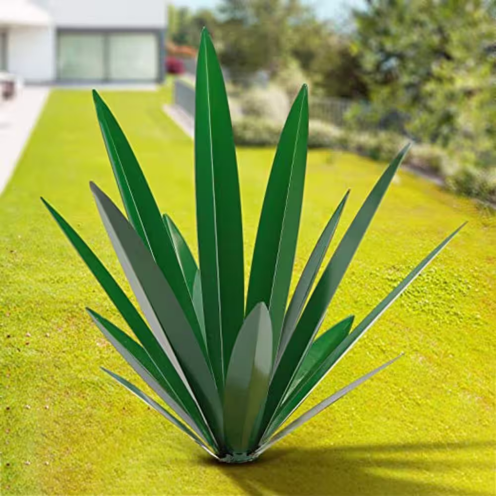 Cubilan Large Agave Sculpture Rustic Metal Agave Plant Outdoor Interior Decoration Outdoor Lawn Decoration