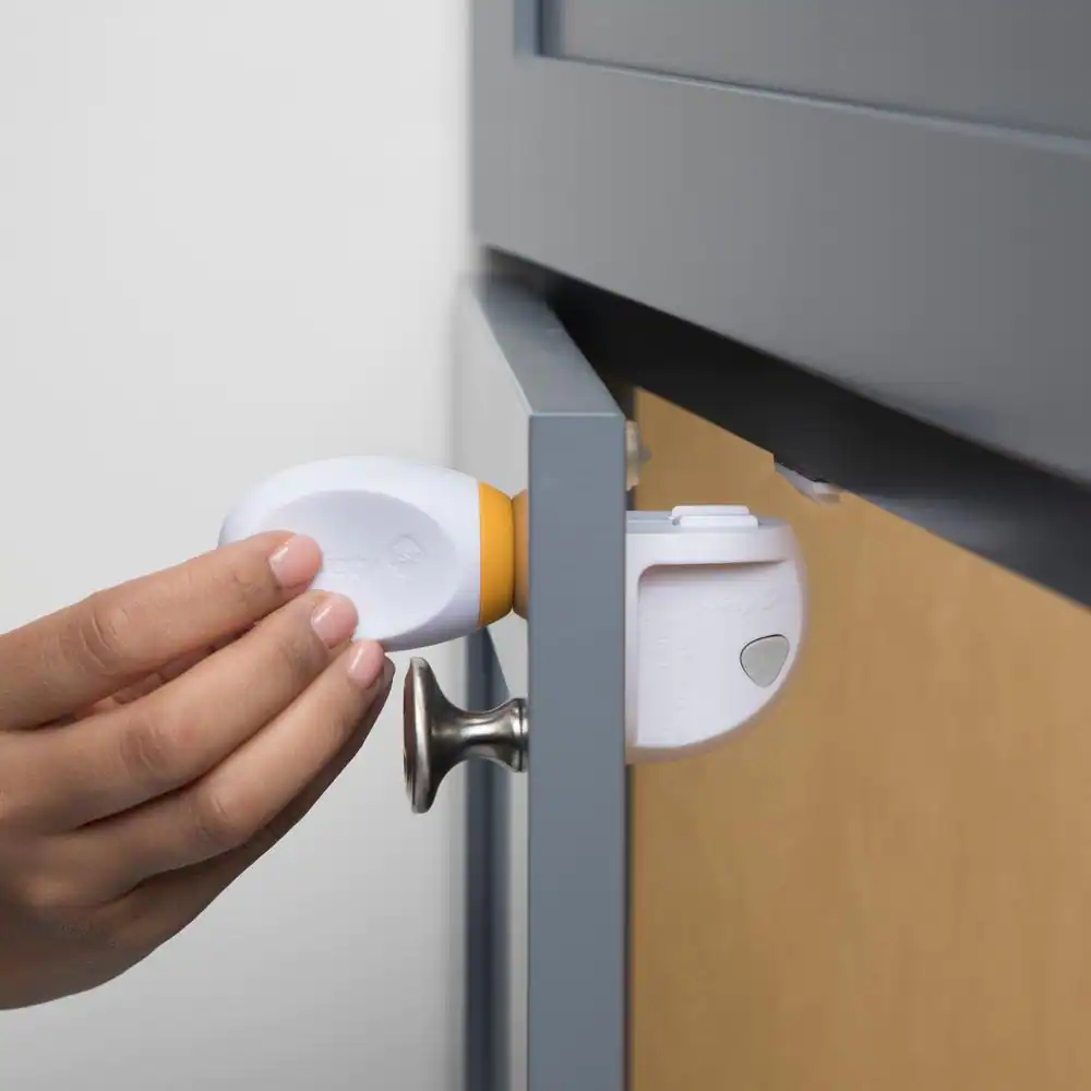 Safety 1st Adhesive Magnetic Lock System (5-Piece)