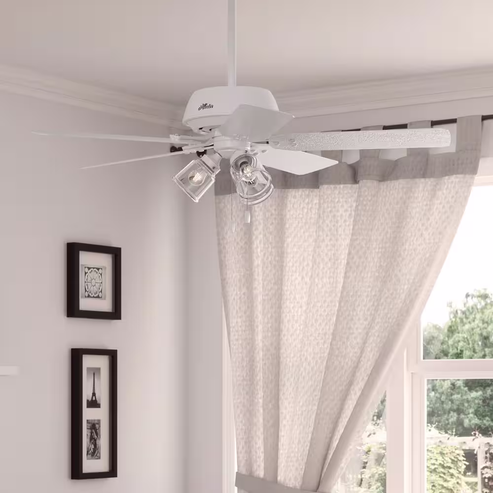 Hunter River Ridge 52 in. Indoor/Outdoor Fresh White Ceiling Fan with Light Kit