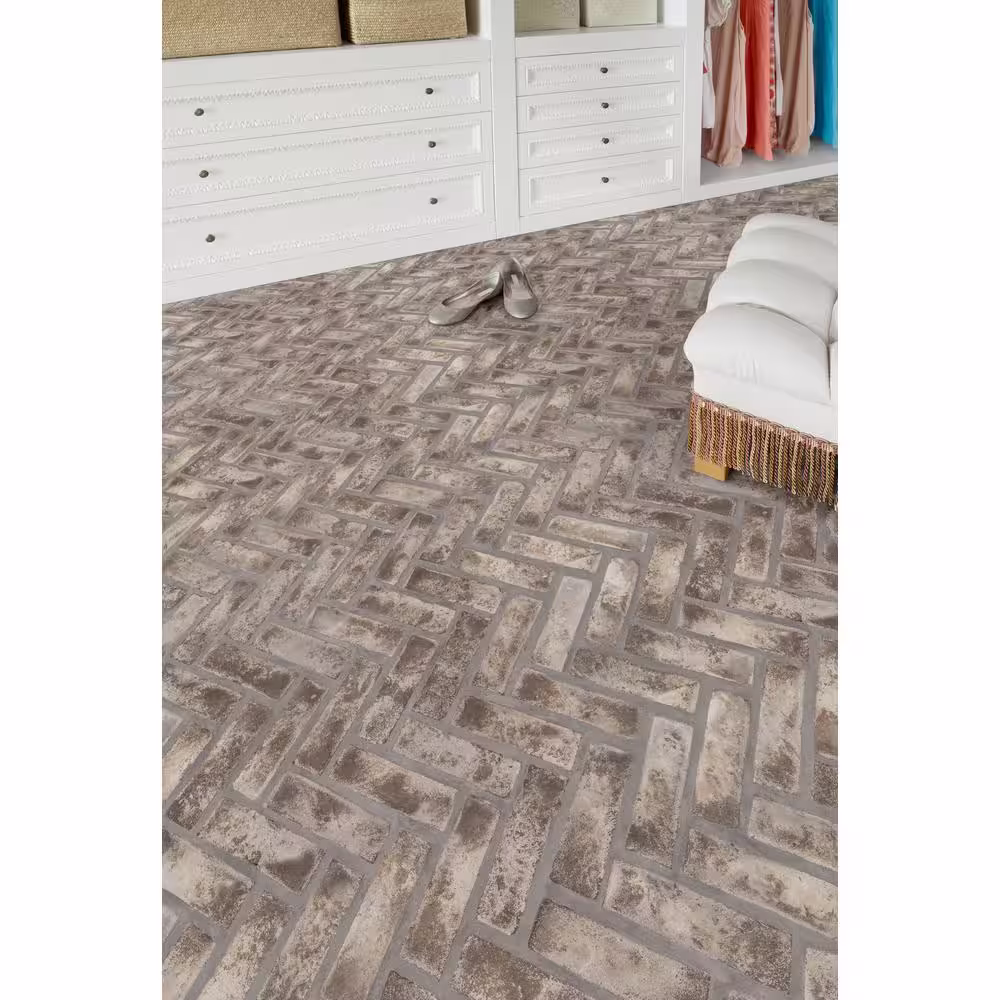 MSI Doverton Gray 12.5 in. x 25.5 in. Textured Clay Brick Herringbone Mosaic Tile (8.7 sq. ft./Case)
