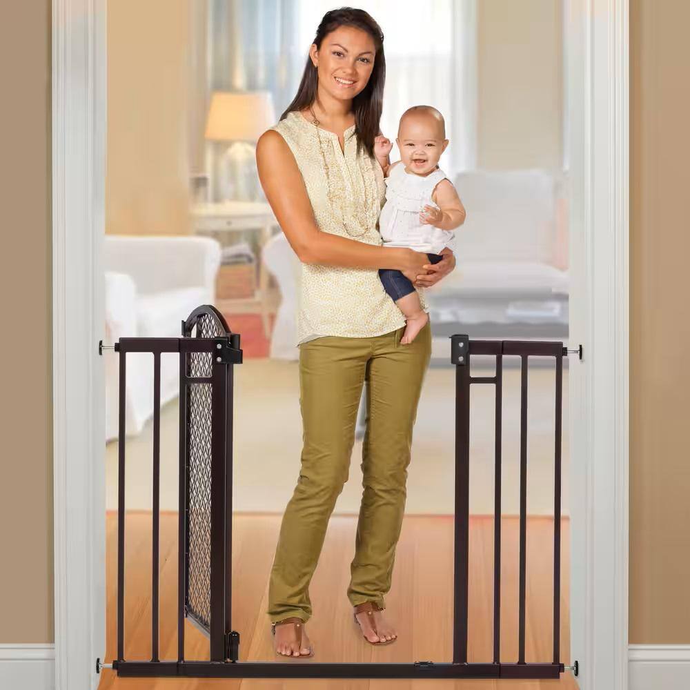 Summer Infant 30 in. Modern Home Gate Espresso