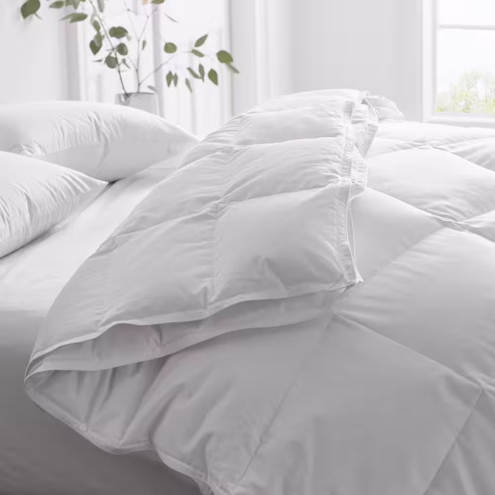 The Company Store Legends Hotel 3-in-1 White Duck Down Comforter