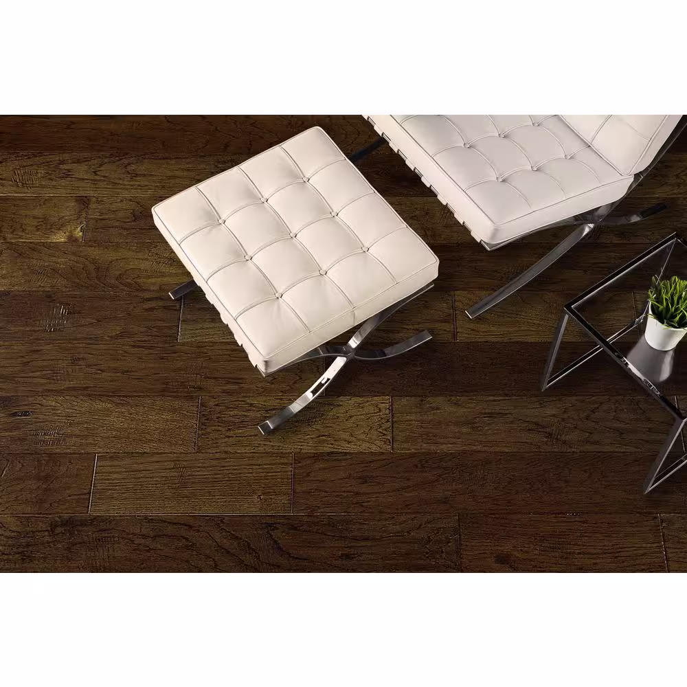 NATU Heritage Avalon Hickory 3/8 in. T x 5 in. W Hand Scraped Engineered Hardwood Flooring (32.8 sqft/case)