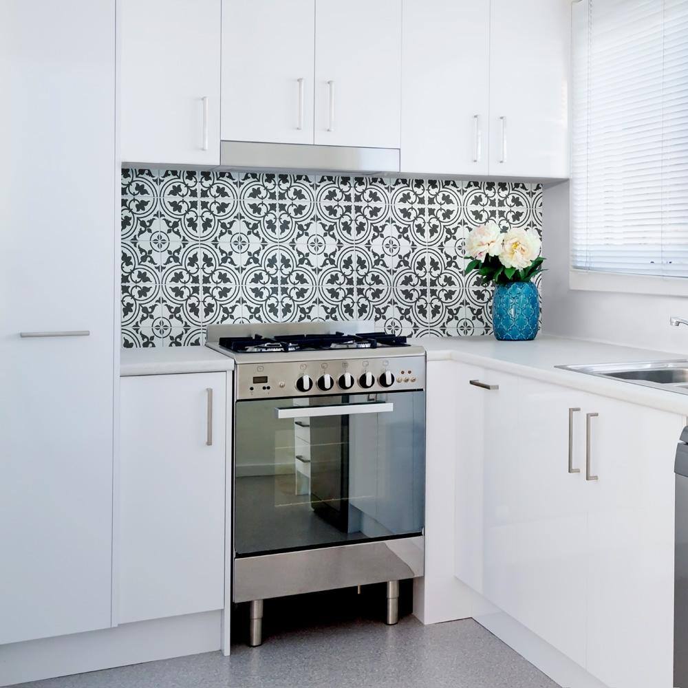 Merola Tile Harmonia Classic White 13 in. x 13 in. Ceramic Floor and Wall Tile (12.0 sq. ft./Case)
