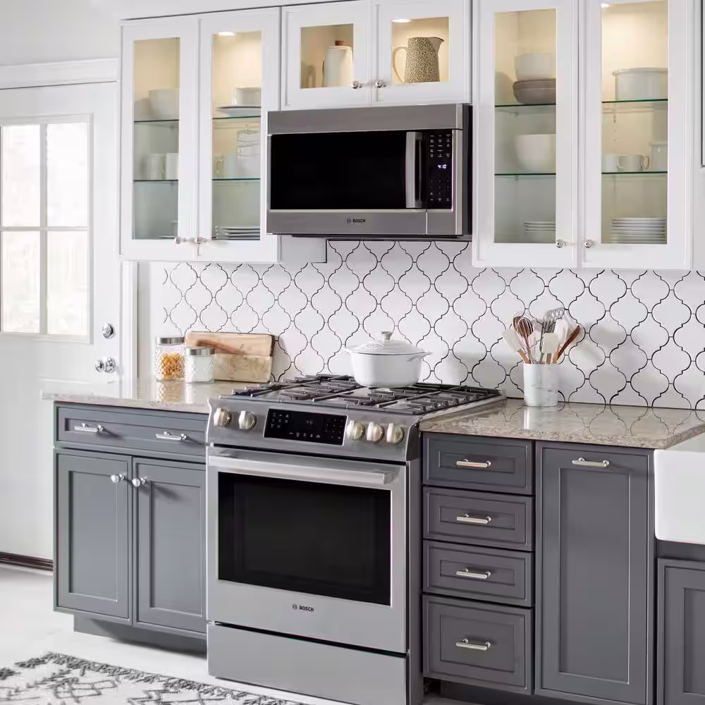 Daltile LuxeCraft White 6 in. x 6 in. Glazed Ceramic Arabesque Wall Tile (10.8 sq. ft./Case)