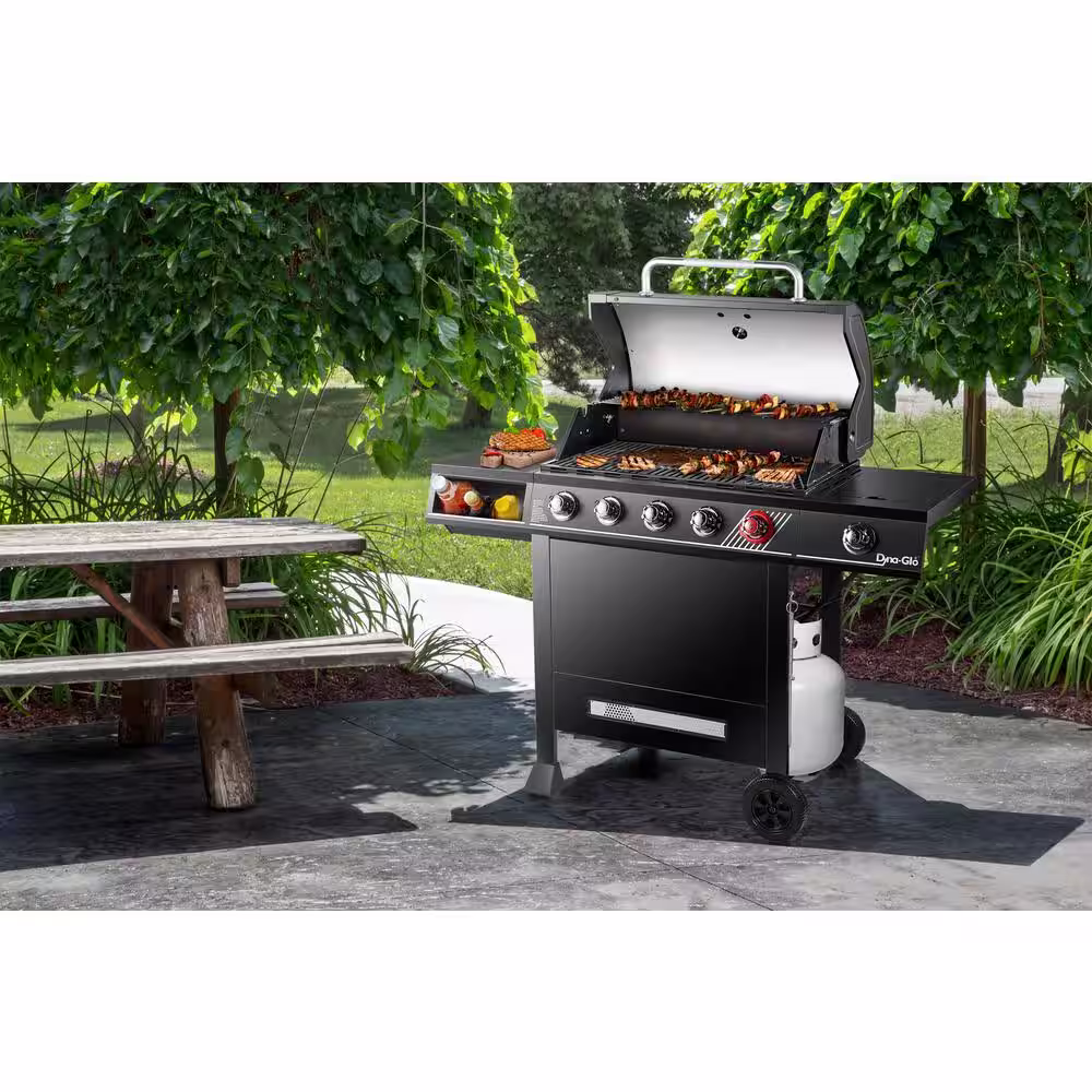 Dyna-Glo 5-Burner Propane Gas Grill in Matte Black with TriVantage Multifunctional Cooking System