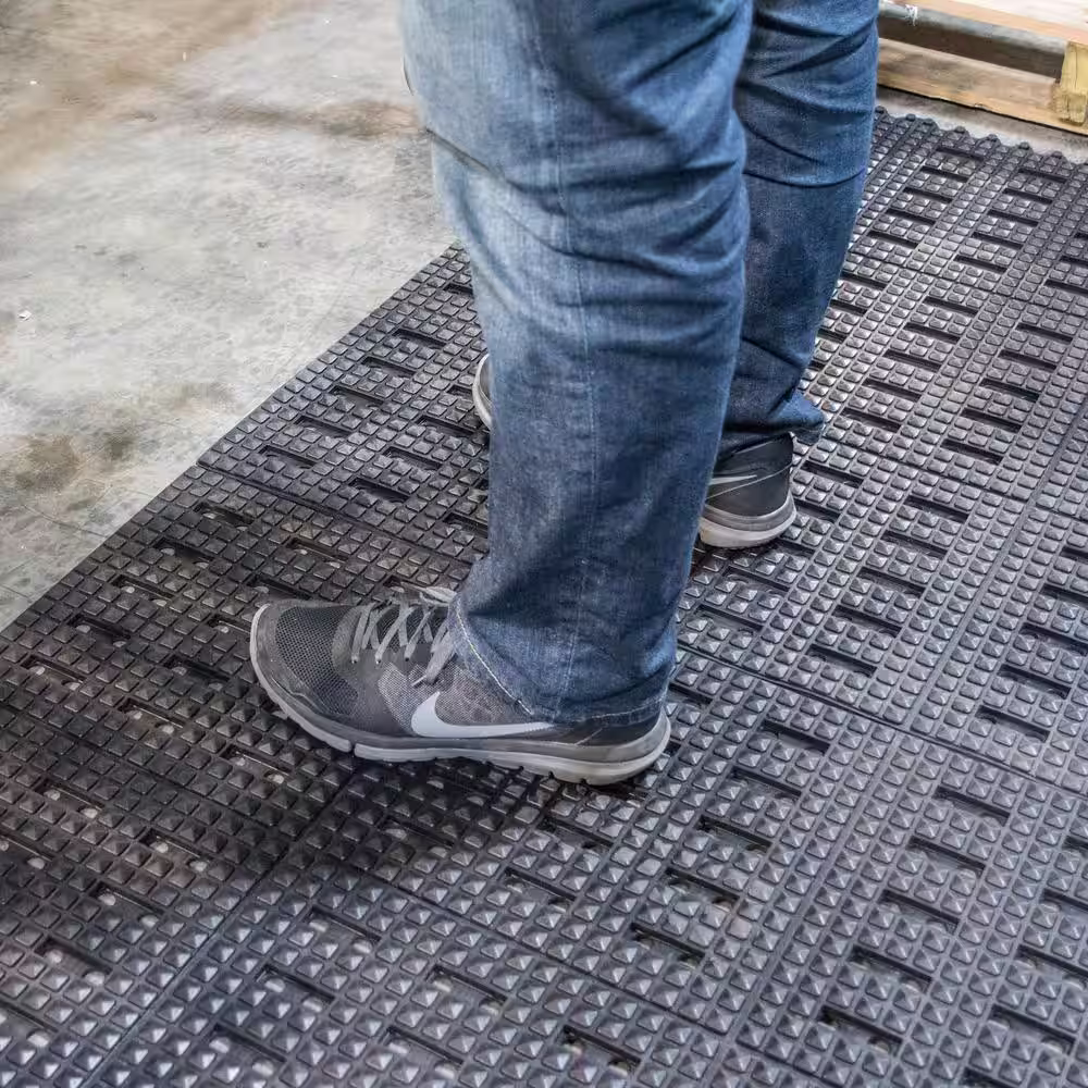 Buffalo Tools 36 in. x 36 in. Industrial Rubber Anti-Fatigue Interlocking Mats (Set of 4)