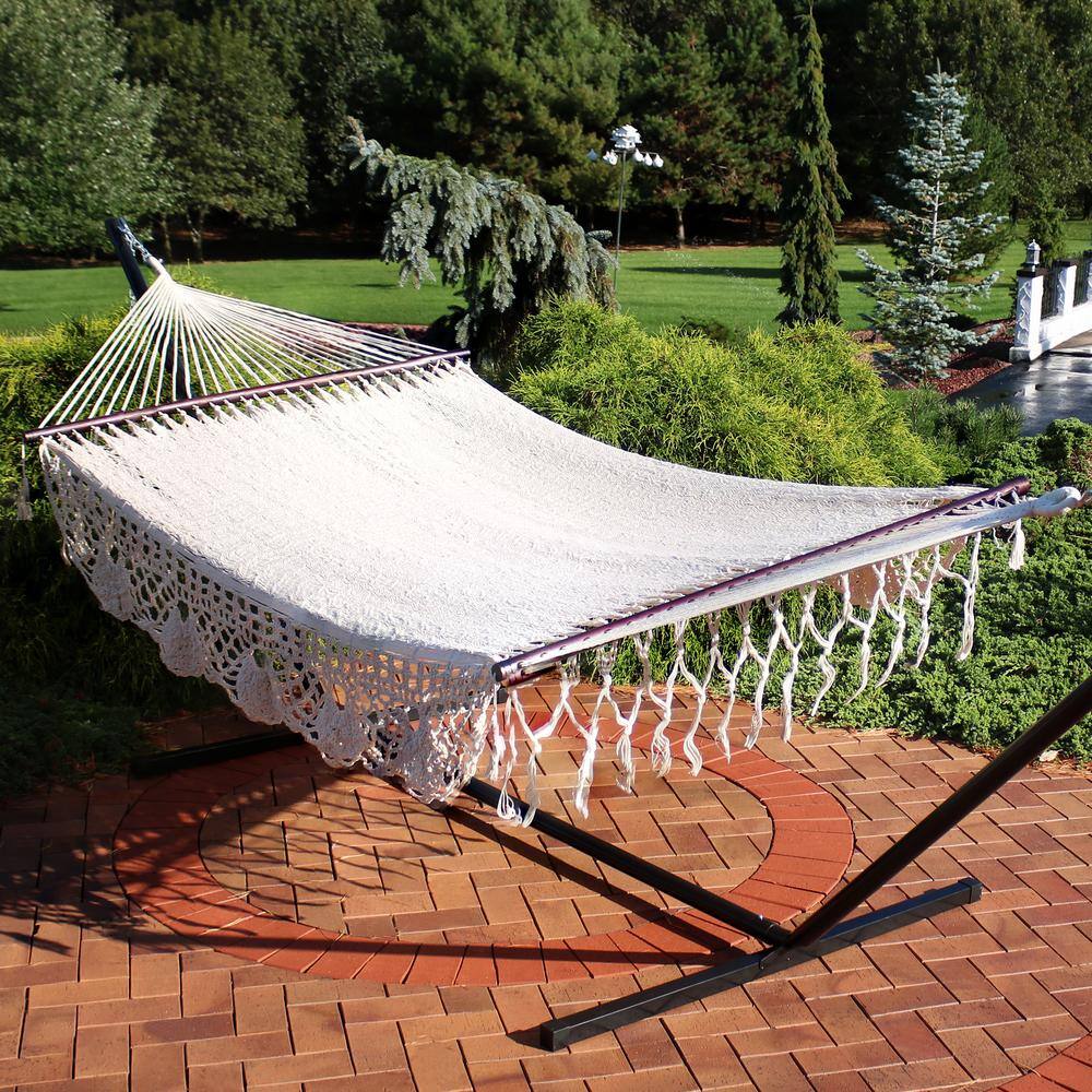 Sunnydaze Decor American Deluxe Style 12.5 ft. Free Standing Mayan Hand-Woven Rope Hammock in Beige