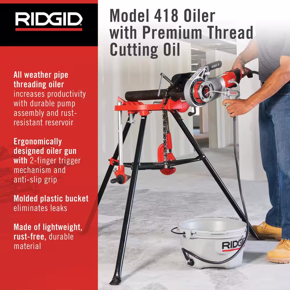 RIDGID 418 All Weather Pipe Threading Oiler Kit (Includes Die Cast Trigger, Pump, Drip Pan/Reservoir + 1 Gal. Nu-Clear Oil)