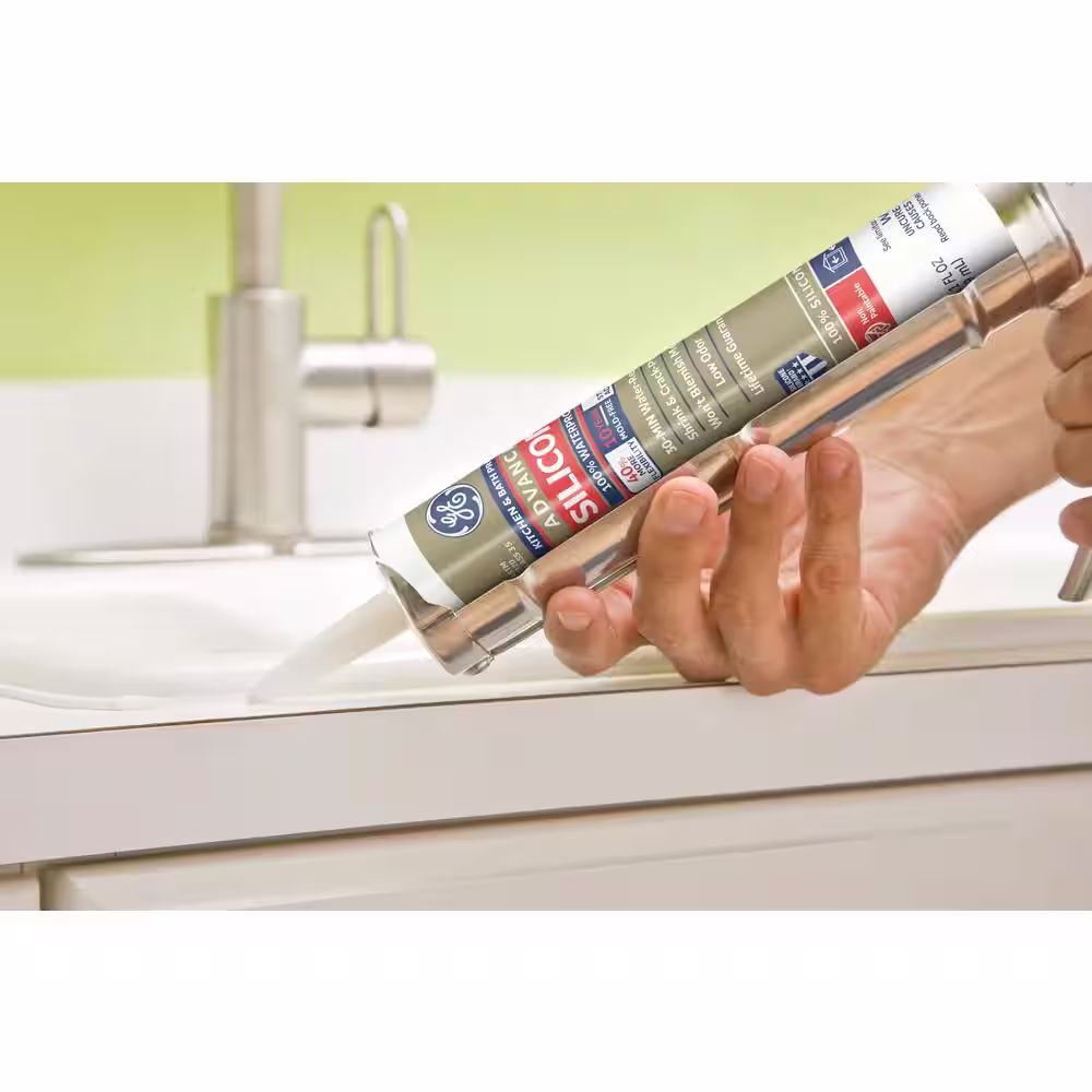 GE GE Advanced Silicone 2 10.1 oz. White Kitchen and Bath Sealant
