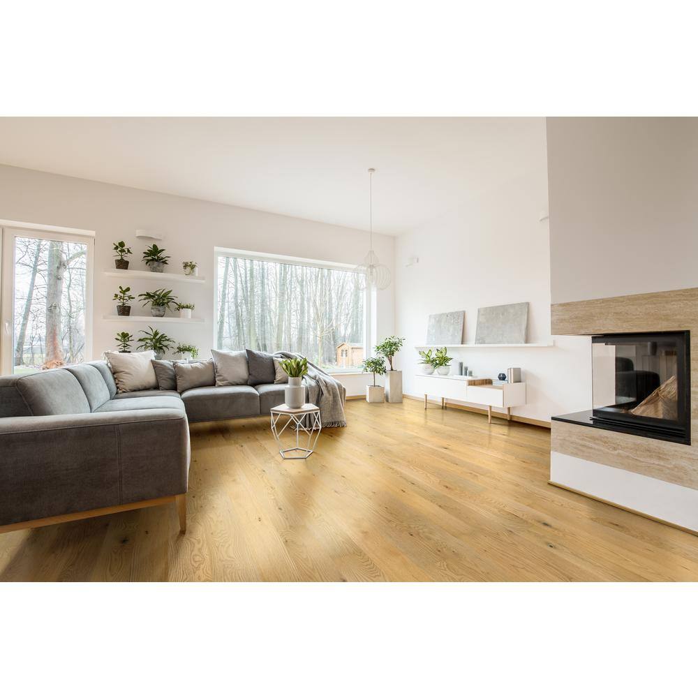 A&A Surfaces Woodridge Aurora Gold Oak in. T x 6.5 in. W Waterproof Wire Brushed Engineered Hardwood Flooring (1040.2 sqft/pallet)