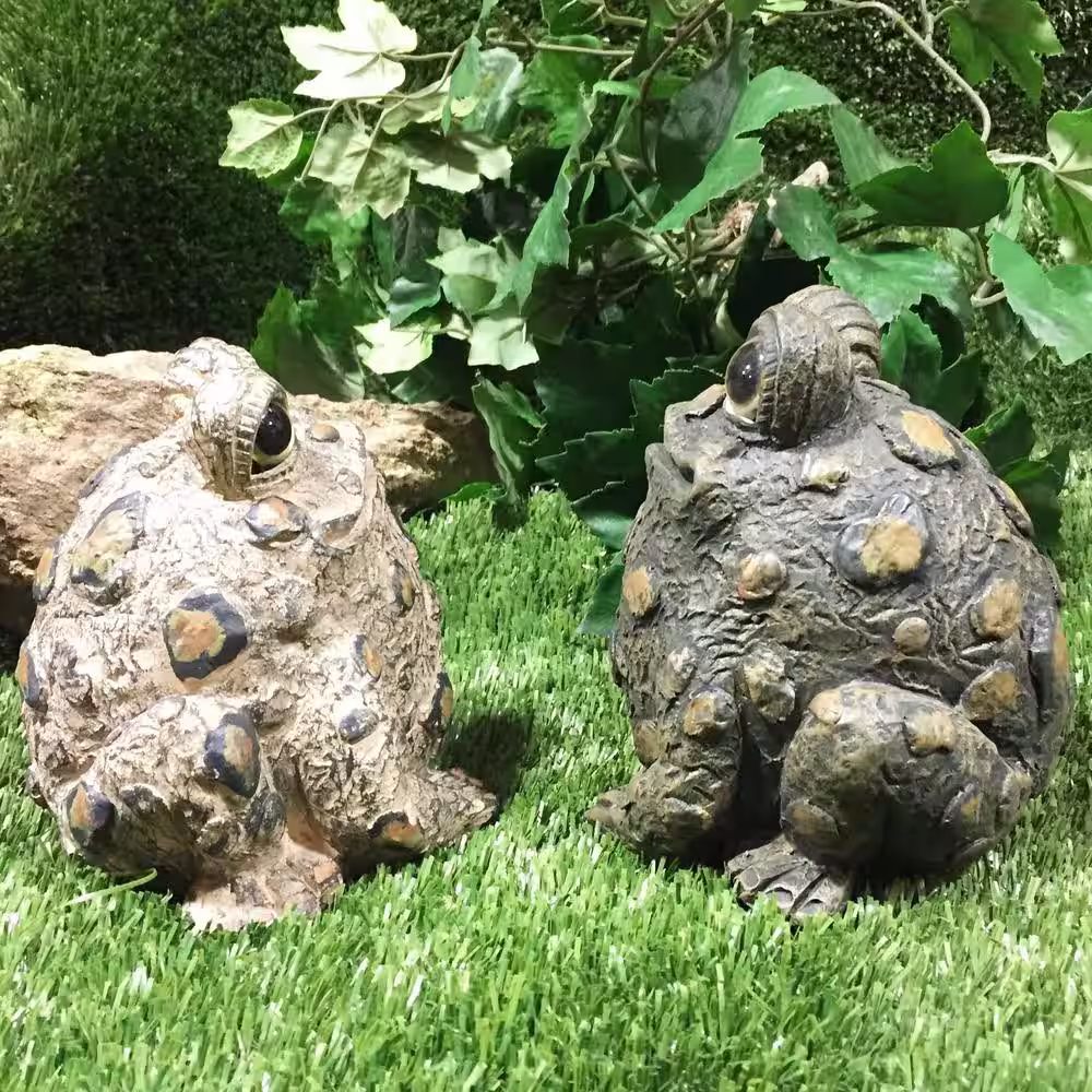 HOMESTYLES Toad Hollow Medium Tall Toad Whimsical Assortment Home and Garden Statue (2-Pack)
