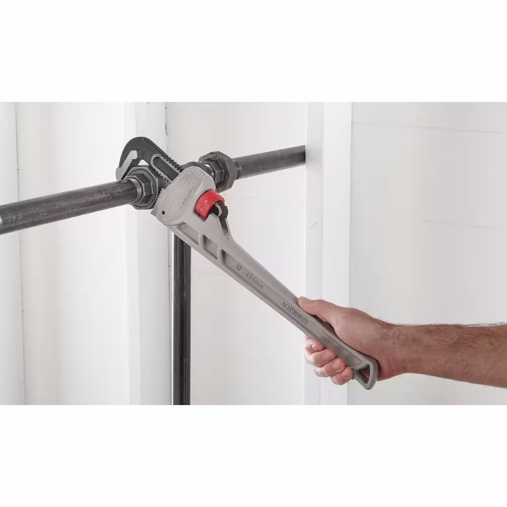 Husky 18 in. Aluminum Pipe Wrench with 2 in. Jaw Capacity
