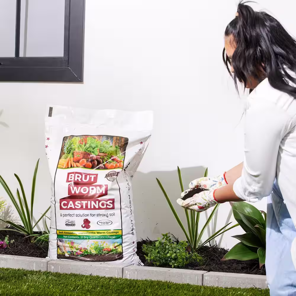 Brut Worm Farms All Natural Organic Worm 30 lb. Bag Castings Soil Builder