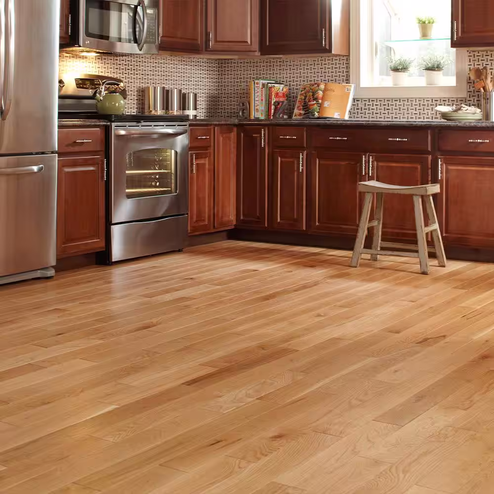 Blue Ridge Hardwood Flooring Red Oak Natural Low Gloss 3/4 in. Thick x 5 in. Wide x Random Length Solid Hardwood Flooring (20 sqft/case)
