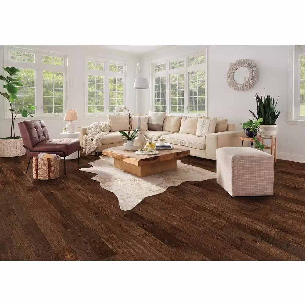 Bruce American Vintage Scraped Mocha 3/4 in. T x 5 in. W x Varying L Solid Hardwood Flooring (23.5 sqft / case)