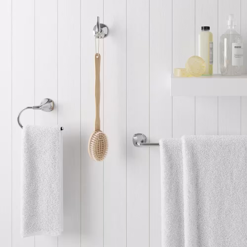 Pfister Ladera 24 in. Towel Bar in Polished Chrome