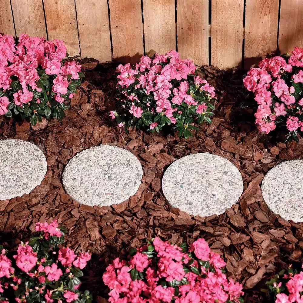 Oldcastle 16 in. x 16 in. Round Exposed Aggregate Gray Concrete Step Stone (90-Piece Pallet)