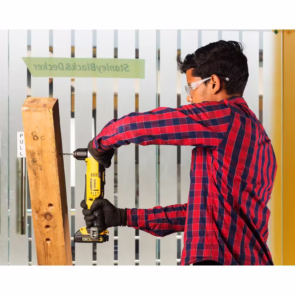 DEWALT 20V MAX Lithium-Ion Cordless 9 Tool Combo Kit, (1) 20V 4.0Ah MAX XR Battery, (2) 20V 2.0Ah Batteries, and Charger