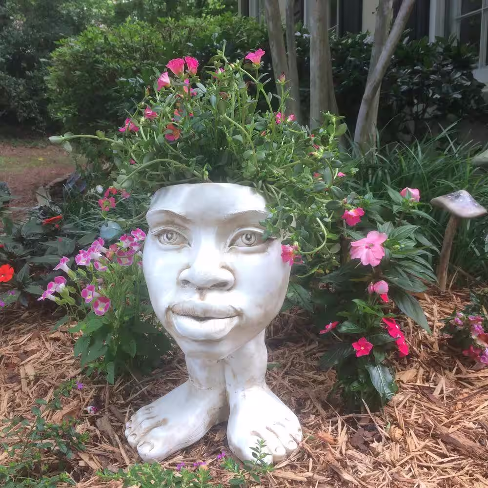 HOMESTYLES 12 in. Antique White Auntie Kayla the Muggly Statue Face Planter Holds 5 in. Pot