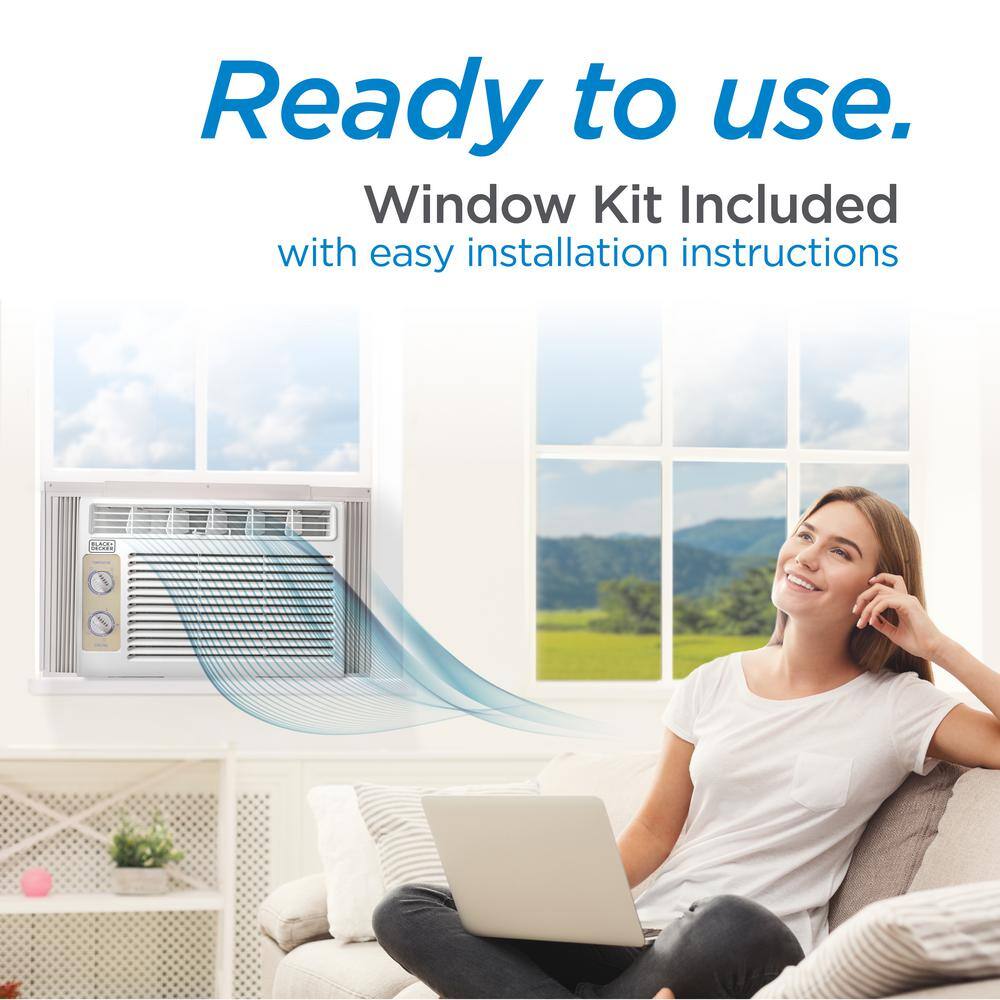 BLACK+DECKER 5,000 BTU Window Air Conditioner in White