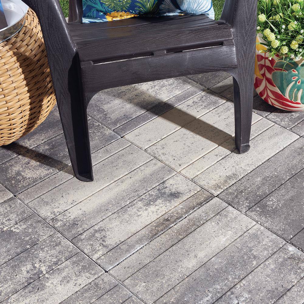 Pavestone Avant 16 in. L x 16 in. W x 2 in. H Graphite Blend Concrete Paver (72-Pieces/124 sq. ft./Pallet)
