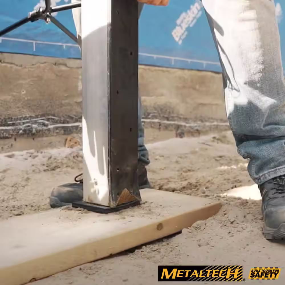 MetalTech Ultra-Jack 4 in. W x 4 in. D x 3 in. H Aluminum and Rubber Anti-Slip Base for the Ultra-Jack Aluminum Scaffolding System