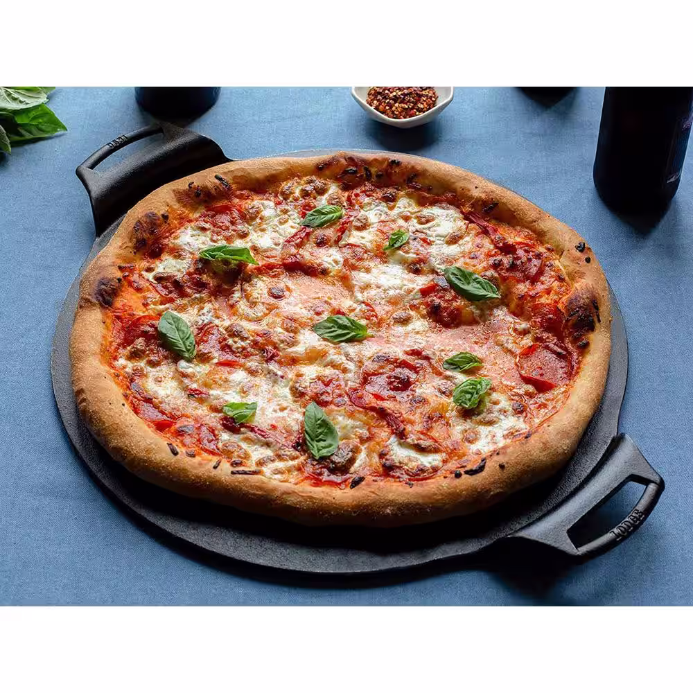 Lodge 15 in. Cast Iron Pizza Pan