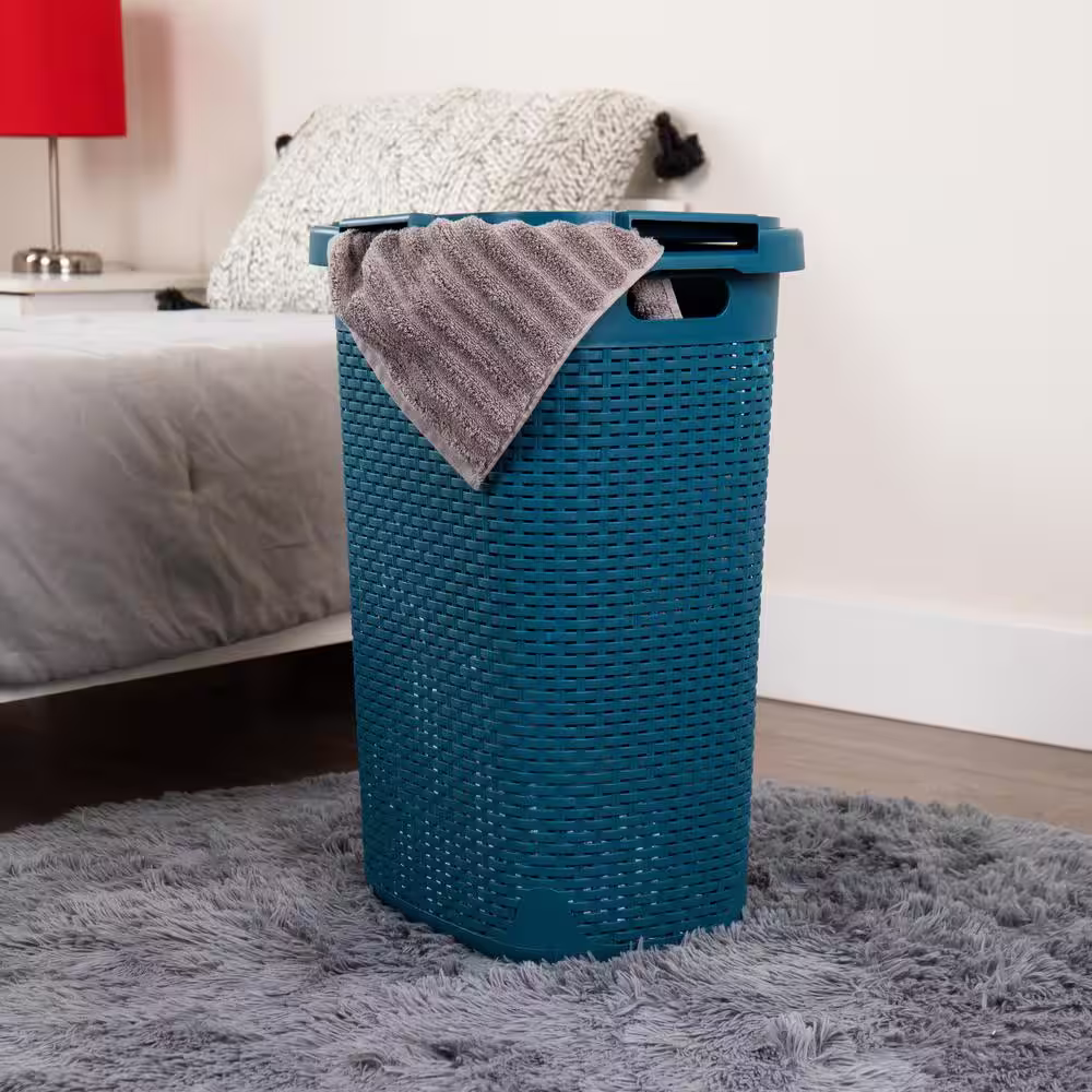 Mind Reader Basket Collection 60 Liter (15kg/33lbs) Capacity Laundry Hamper, Cut Out Handles, Attached Hinged Lid, Blue