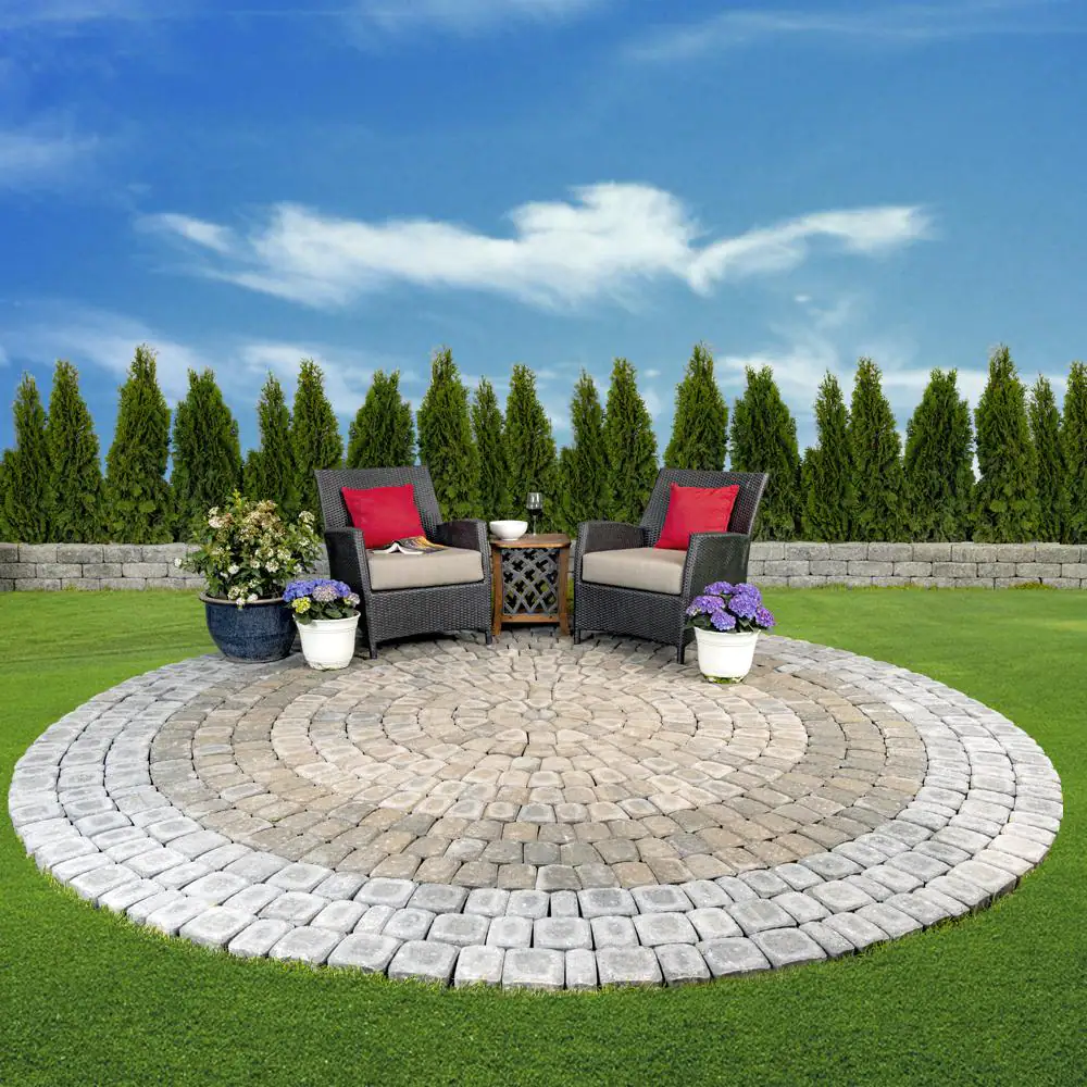 Mutual Materials 33.24 ft. x 1.375 ft. x 2.375 in. Cascade Blend Old Dominion Paver Circle Expansion Kit (260 Piece/45.72 sq. ft./Pallet)