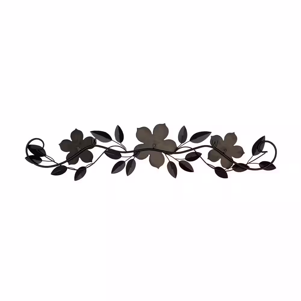 Stratton Home Decor Floral Patterned Wood Over the Door Wall Decor