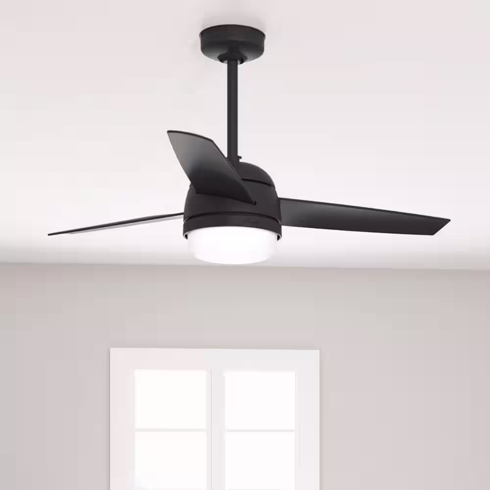 Hunter Midtown 48 in. Indoor Matte Black Ceiling Fan with Light Kit and Remote