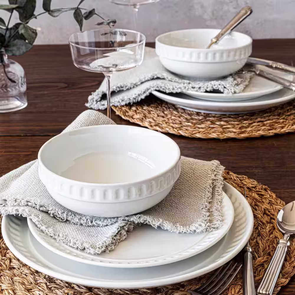 Over and Back 24-Piece white porcelain dinnerware set (service for 8)