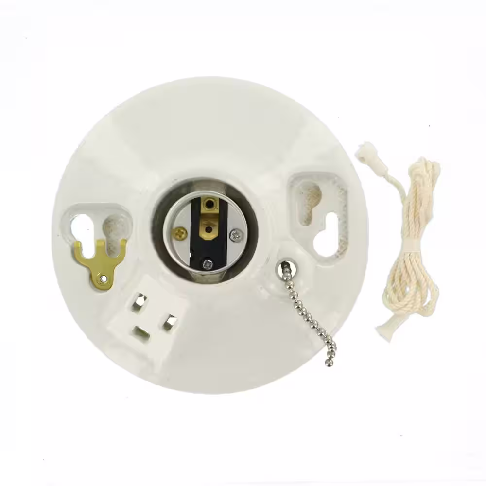 Leviton Glazed Porcelain Lamp Holder with Pull Chain and Outlet