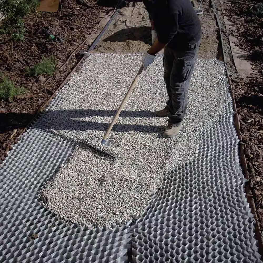 DeWitt 8.5 oz. DuPont Geotextile 3D Honeycomb GroundGrid Stabilization System