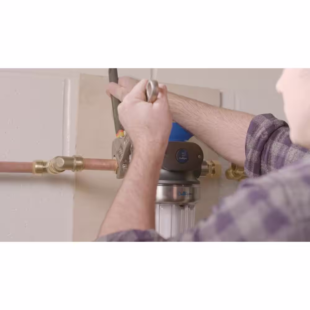 Culligan Sediment Valve-in-Head Filter Clear Housing with P5 Cartridge Water Filtration System
